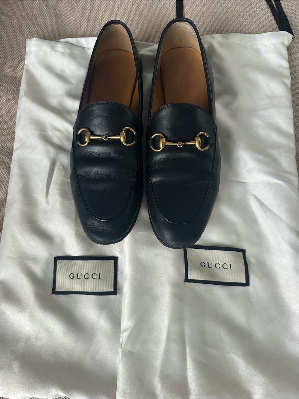 Gucci Women’s Jordaan Black Leather Horsebit Loafers